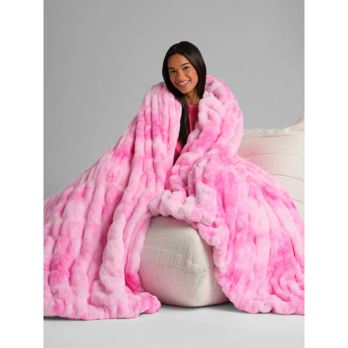 LumiHug™ Cozy Stretch Plush Blanket