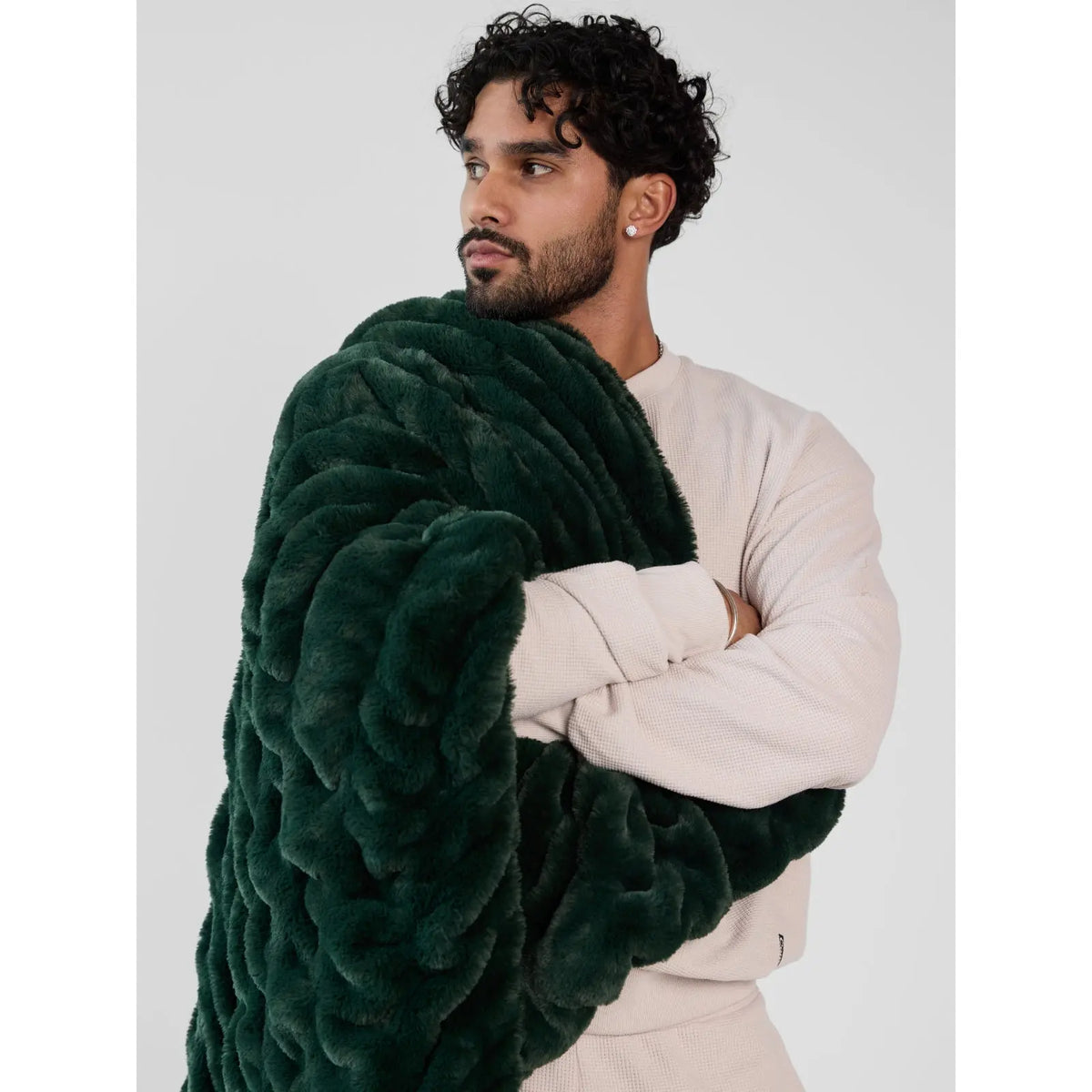 LumiHug™ Cozy Stretch Plush Blanket