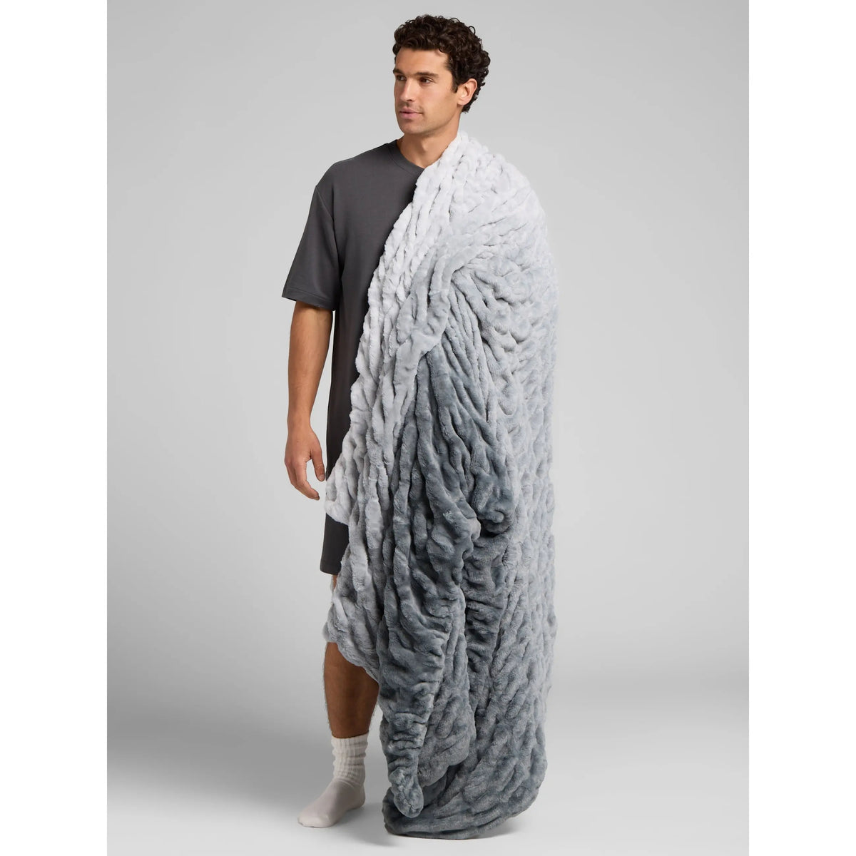 LumiHug™ Cozy Stretch Plush Blanket